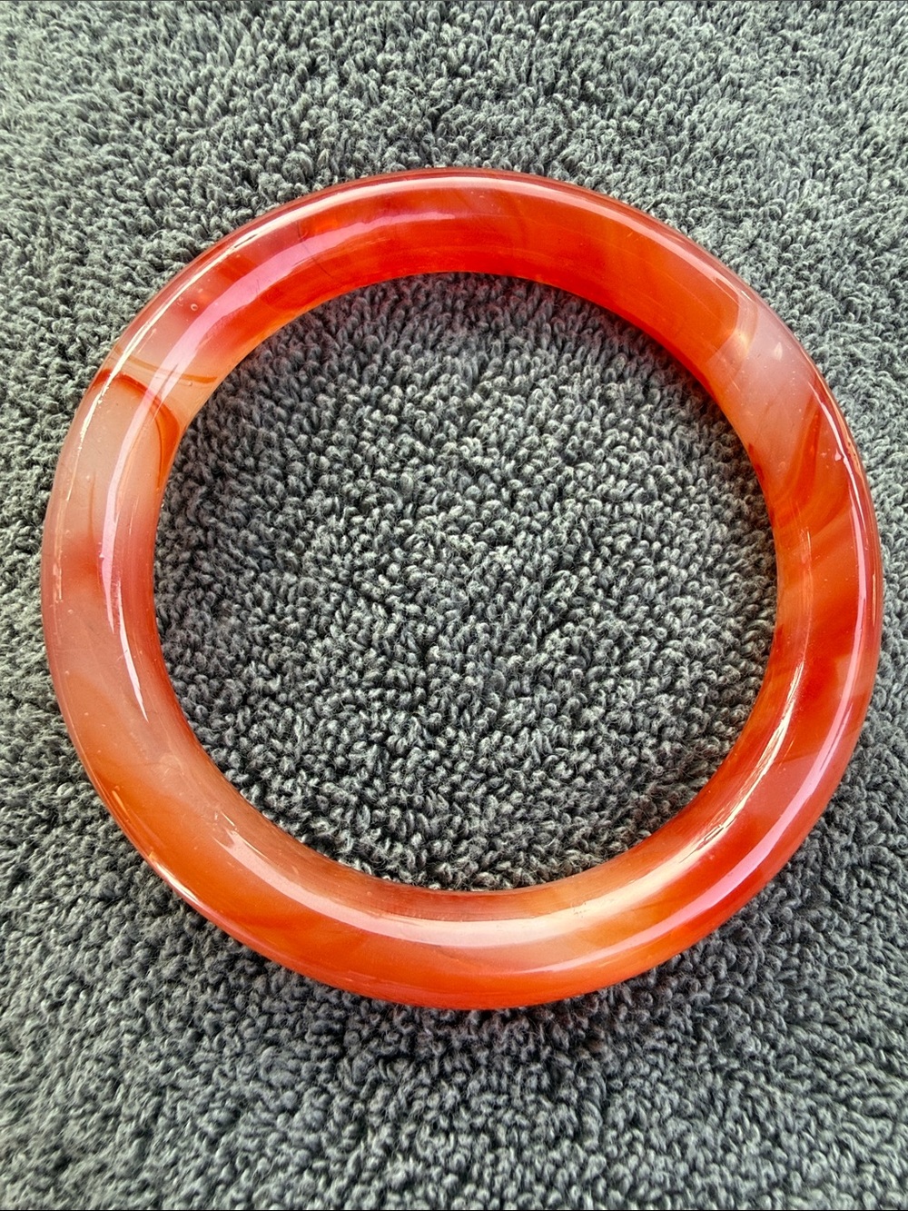 Vintage Red Pressed Glass Bangle – Carnelian Style Mid‑Century Bracelet Jewelry